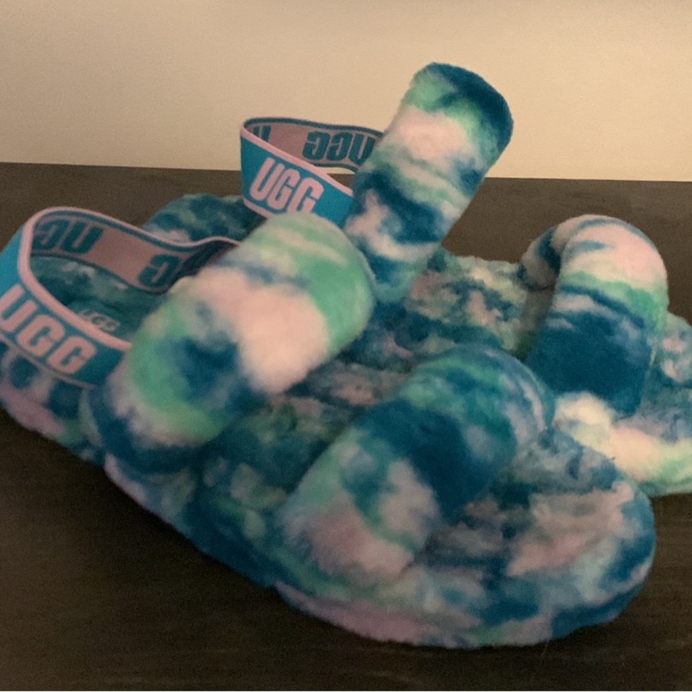 Ugg size 10 Slippers